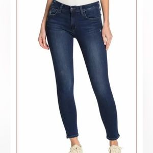 Joe’s Jeans Women’s Petite Skinny in a dark wash